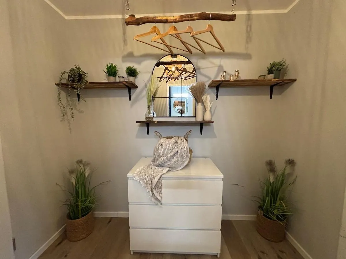 Bohemian Chic Selfie Suite - Munich Central Station Apartment